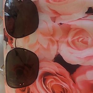 NWOT Christian Dior sunglasses gucci box